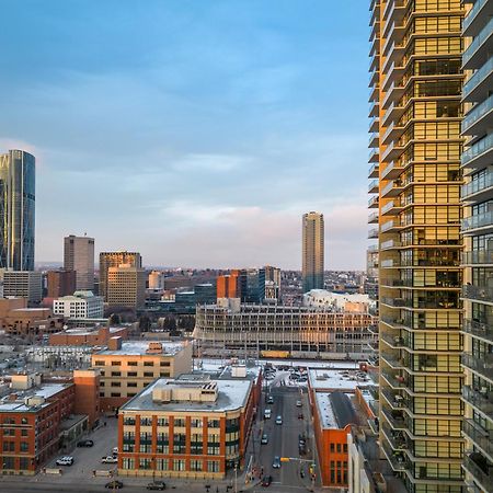 Modern Suite Calgary Downtown 5 Min Walk Stampede Εξωτερικό φωτογραφία