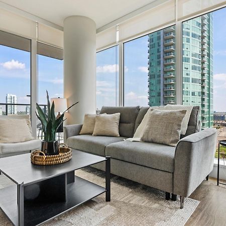 Modern Suite Calgary Downtown 5 Min Walk Stampede Εξωτερικό φωτογραφία