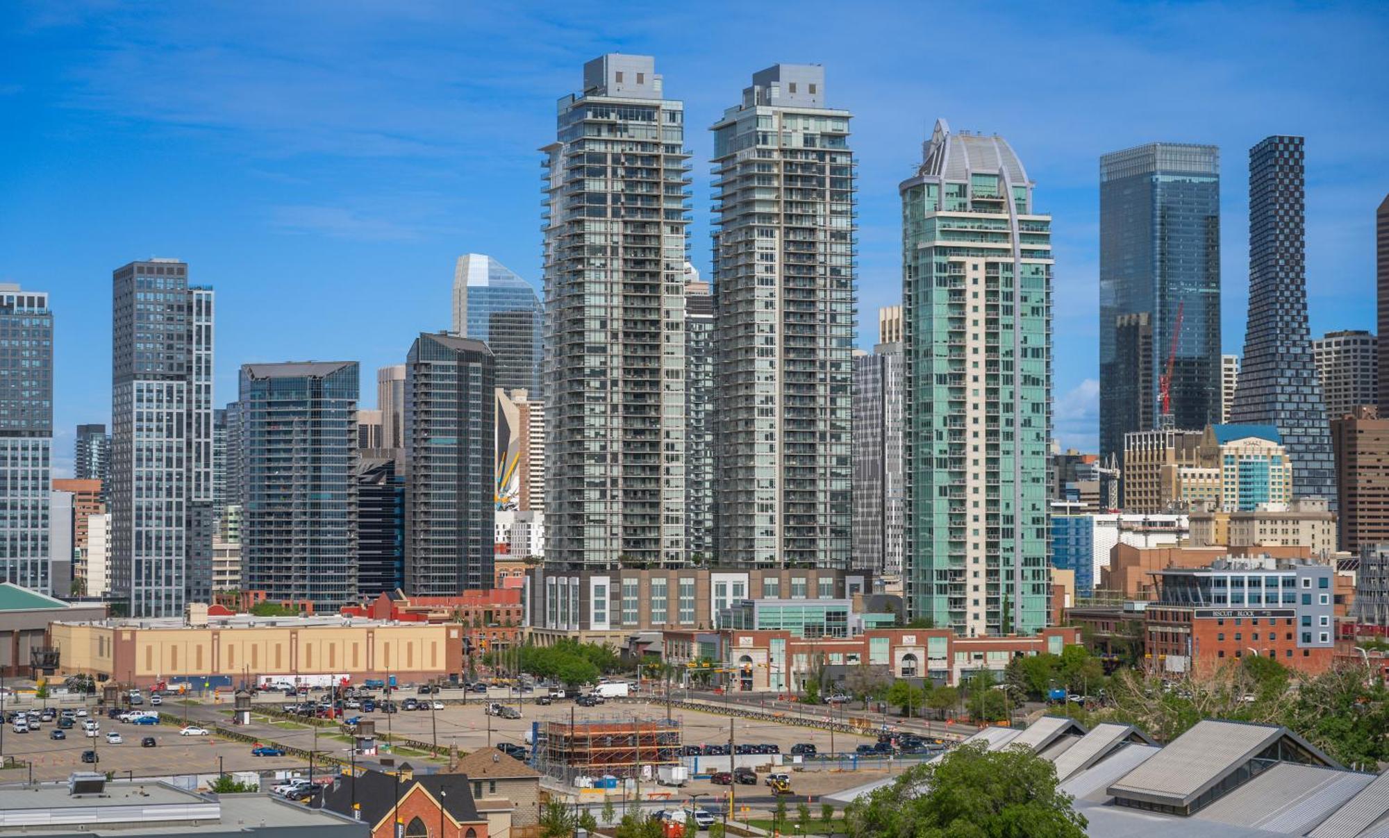 Modern Suite Calgary Downtown 5 Min Walk Stampede Εξωτερικό φωτογραφία